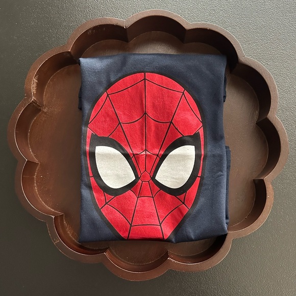 Boys Marvel Spiderman Metallic Iron On Tee Size 5 - Picture 2 of 4